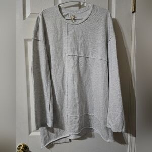 Nap Loungewear Lightweight Crewneck/Long Sleeve Tunic, Raw Hem, Light Gray, EUC!
